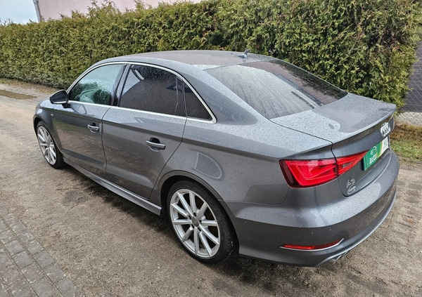 Audi A3 cena 42900 przebieg: 139000, rok produkcji 2015 z Chodzież małe 466